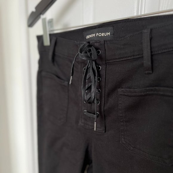 Aritzia Denim Forum | The Nico Mid Rise Skinny Crop Lace-Up Jeans - Picture 6 of 12